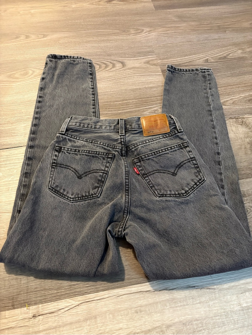 Levi's Women's Charcoal High-Rise Straight Jeans